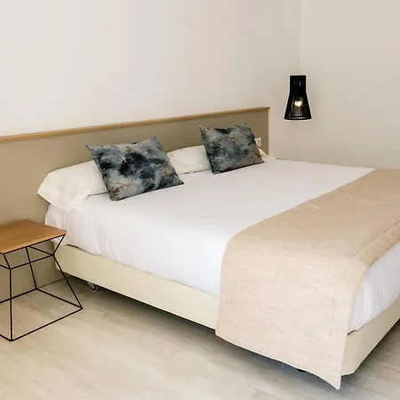 Apart Millor Garden * Cala Bona (Mallorca)