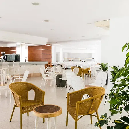 Apart Millor Garden * Cala Bona (Mallorca)